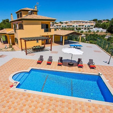 Villa Nincha - Heated Pool - Free Wi-Fi - Air Con Albufeira Exterior foto