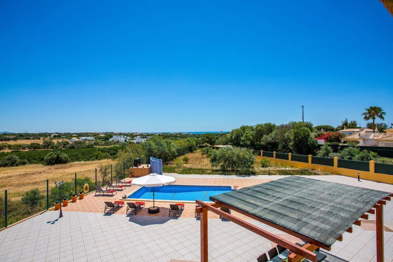 Villa Nincha - Heated Pool - Free Wi-Fi - Air Con Albufeira Exterior foto
