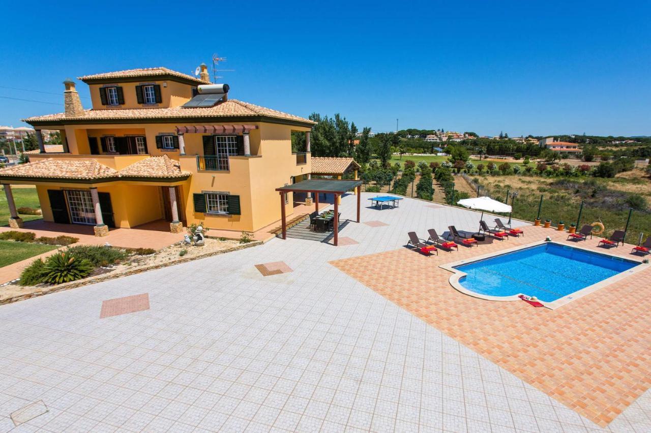 Villa Nincha - Heated Pool - Free Wi-Fi - Air Con Albufeira Exterior foto